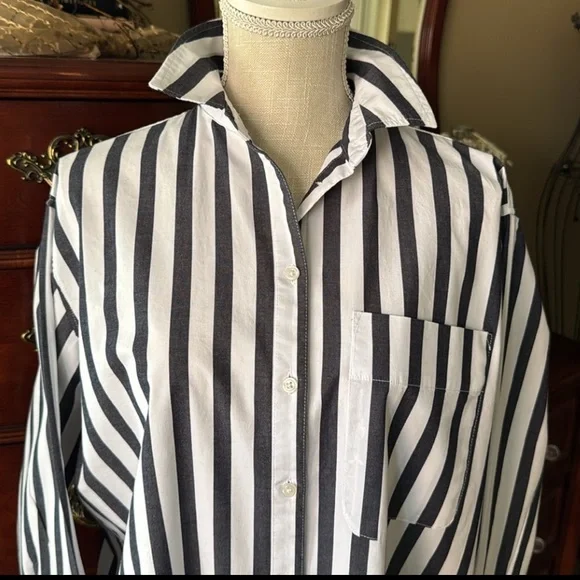 Black & White Vertical Striped Long Sleeved Blouse Top Tunic Sz S “Oversized” - Picture 3 of 13